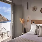 Arcos Sifnos 4* Kamarai