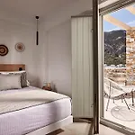 Arcos Sifnos Kamarai