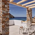 Arcos Sifnos Couette-café Kamarai