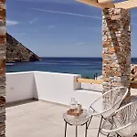 Arcos Sifnos Couette-café