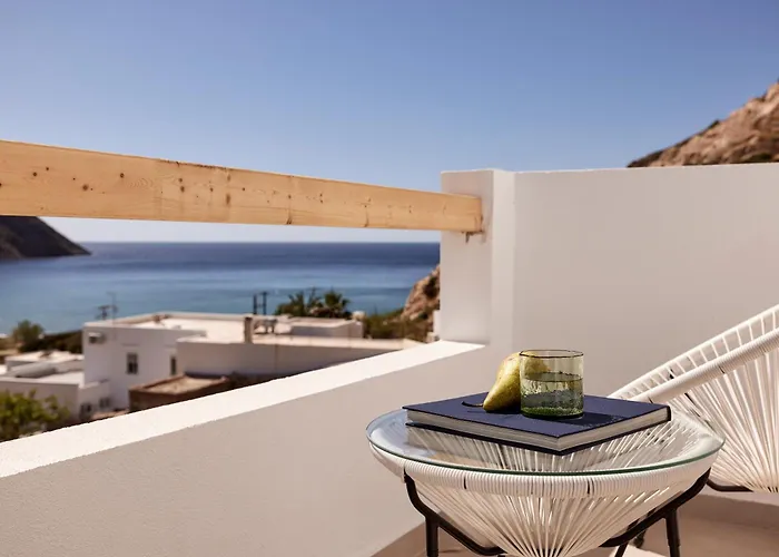 Arcos Sifnos Couette-café 4*