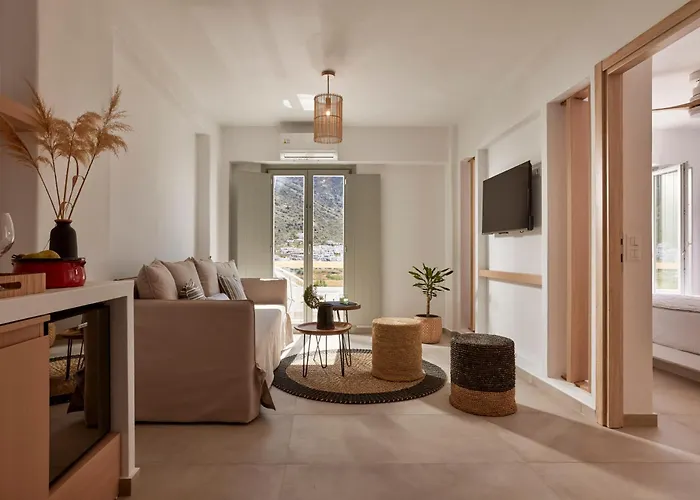 Arcos Sifnos Couette-café Kamarai