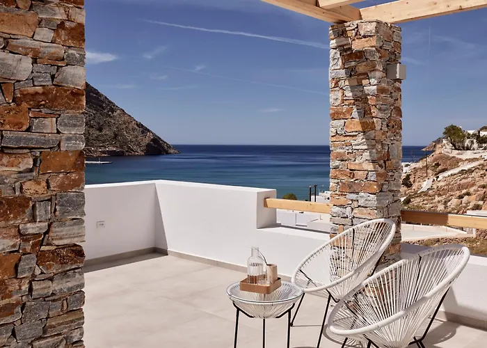 Arcos Sifnos Couette-café