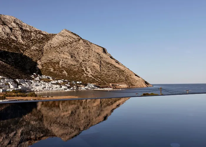 Arcos Sifnos Couette-café 4*