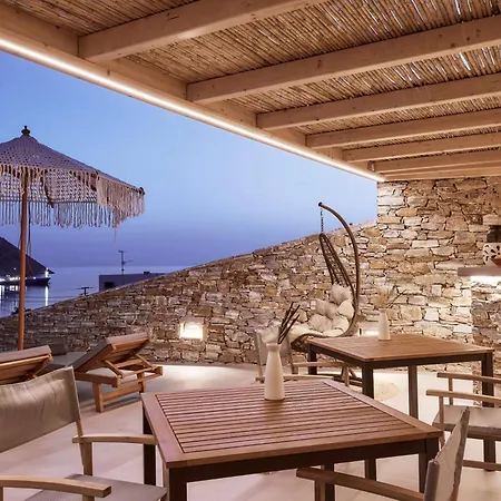 Arcos Sifnos Bed & Breakfast 4*