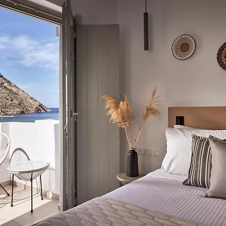 Arcos Sifnos 4* Kamárai