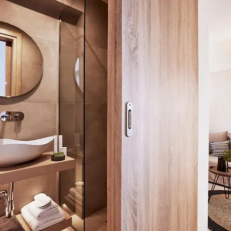 Arcos Sifnos 4* Kamárai