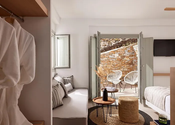 Arcos Sifnos 4* Kamárai